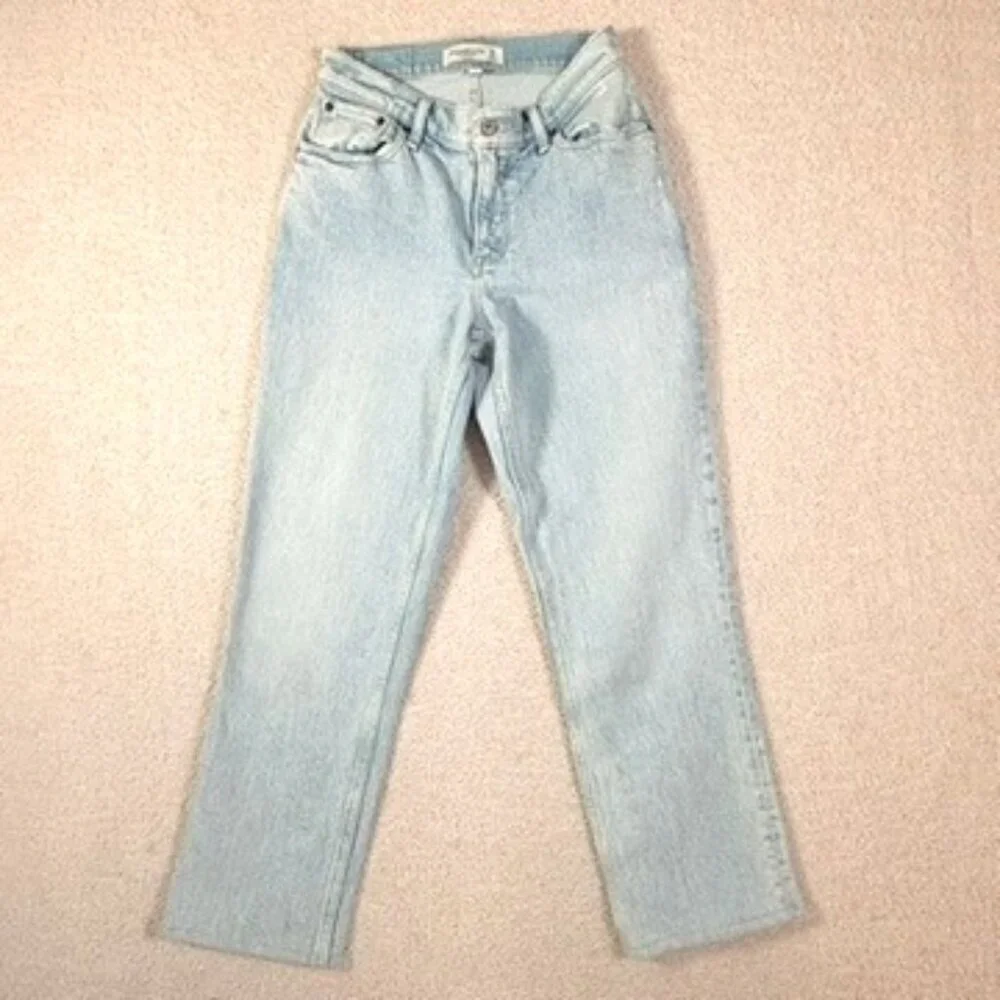 Abercrombie Fitch Womens 90s Straight Jeans Low Rise Light‎ Curve Love 25/0 NWT